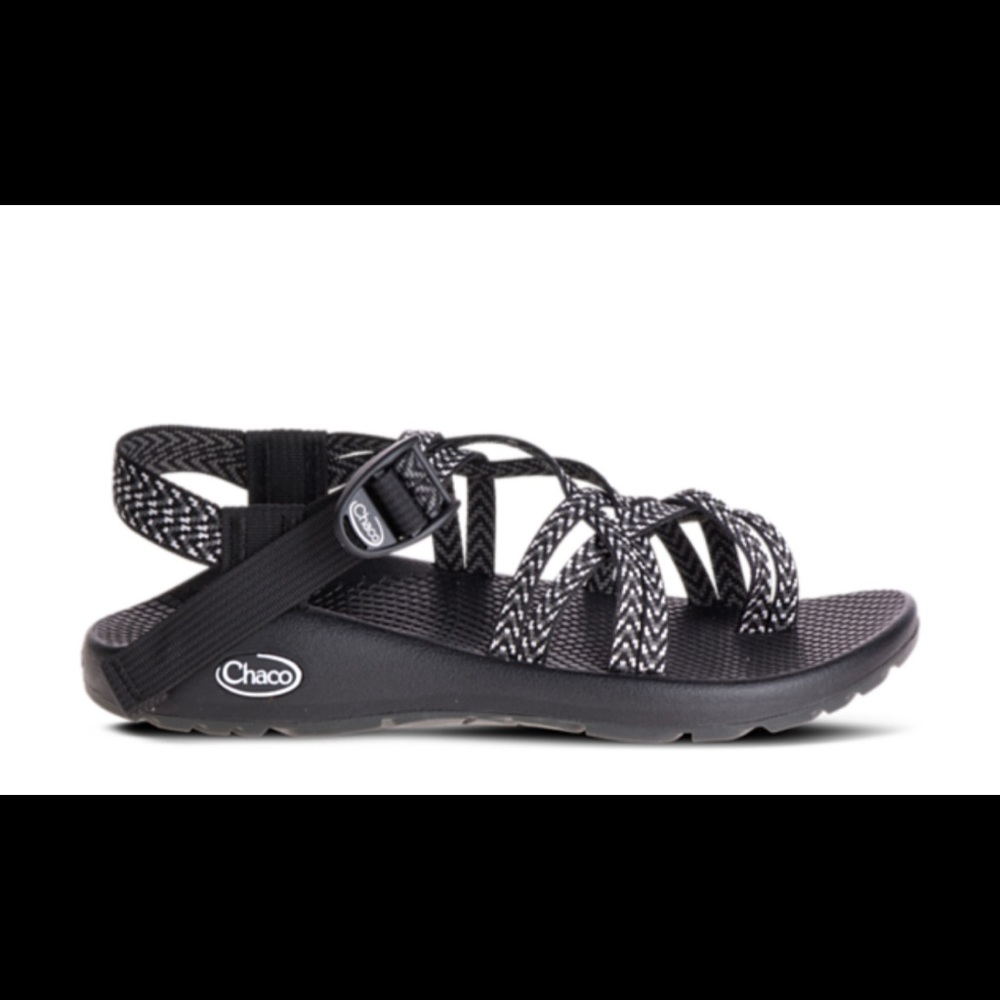 BRAND NEW CHACOS!